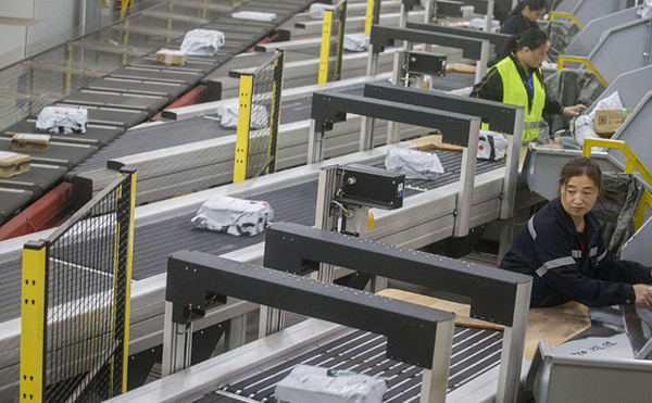 掃碼稱重測體一體機,DWS物流設(shè)備,DWS掃碼稱重測體設(shè)備