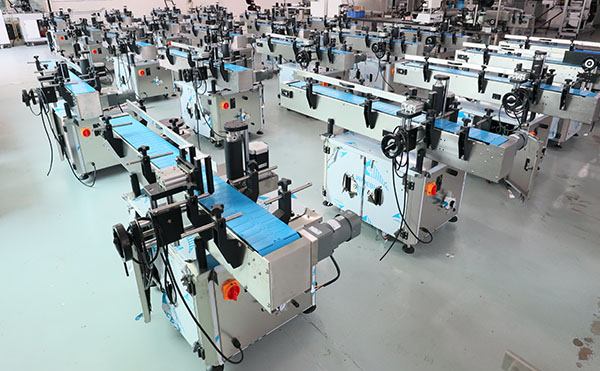 全自動圓瓶搓滾貼標(biāo)機(jī),圓瓶搓滾貼標(biāo)機(jī),全自動不干膠貼標(biāo)機(jī)廠家