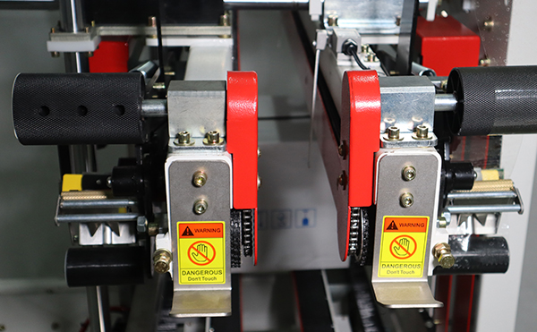 一字型自動封箱機(jī),封箱機(jī)廠家,封箱機(jī)